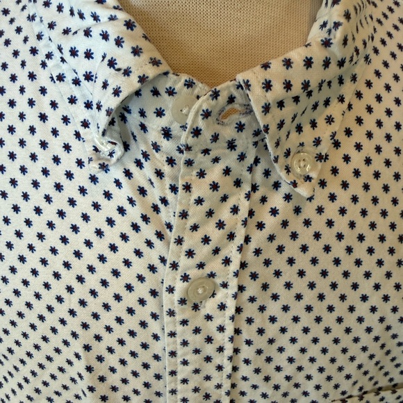 J. Crew Patterned short sleeve Oxford Shirt size XL - Picture 2 of 6